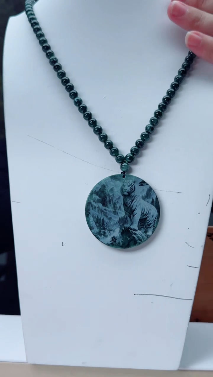 【闪购商品】翡翠颈饰未镶嵌11111111