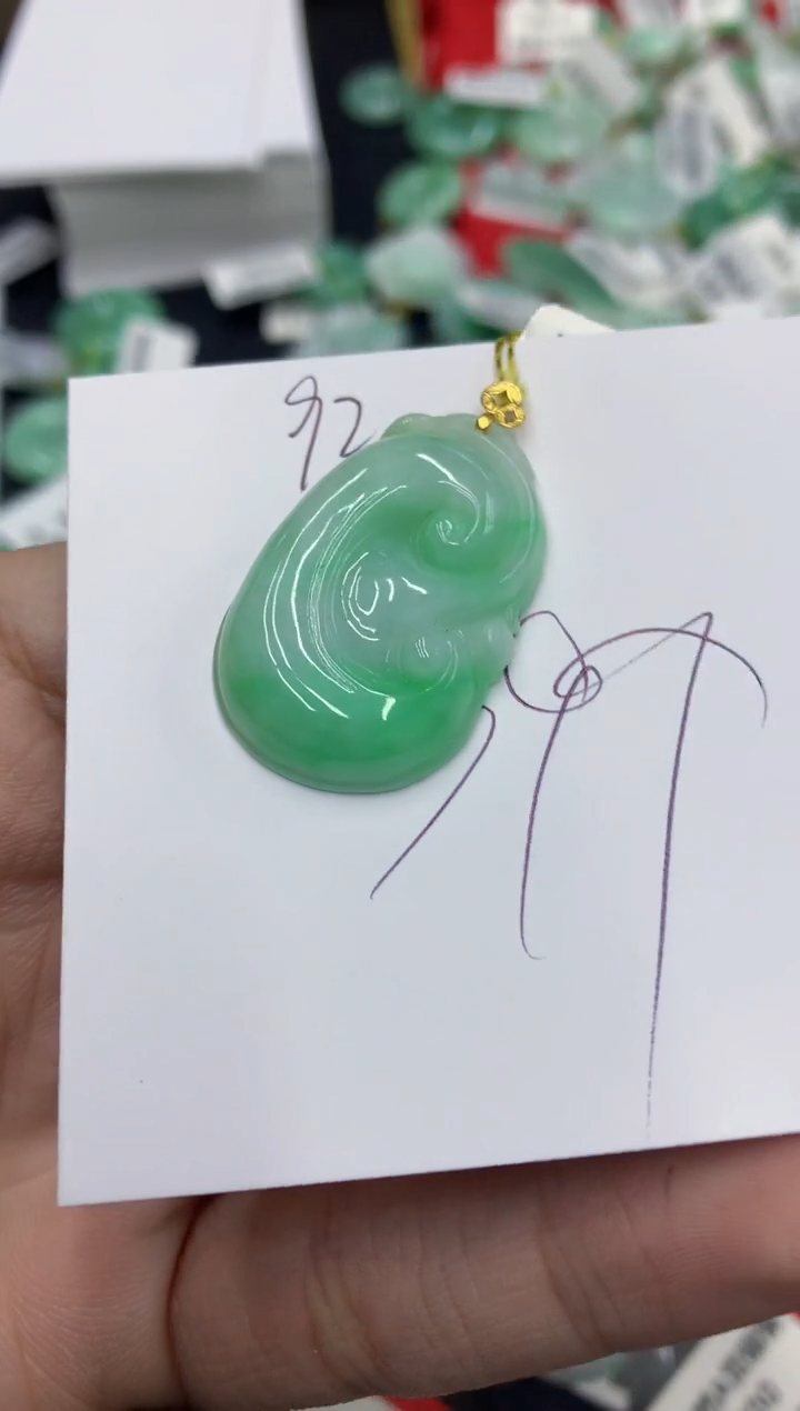 【闪购商品】翡翠颈饰18K金镶嵌号链接11111111