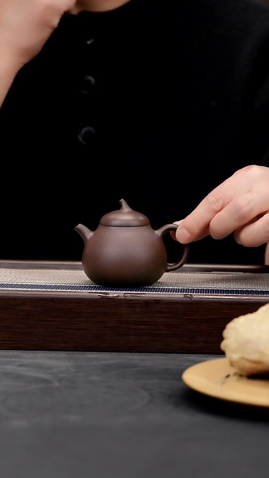 【闪购商品】紫砂茶壶老紫泥全手茄瓜