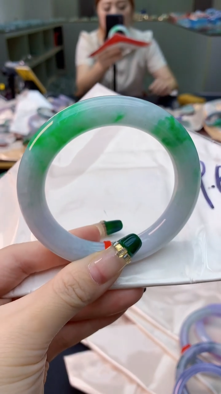 翡翠手镯未镶嵌0969687233