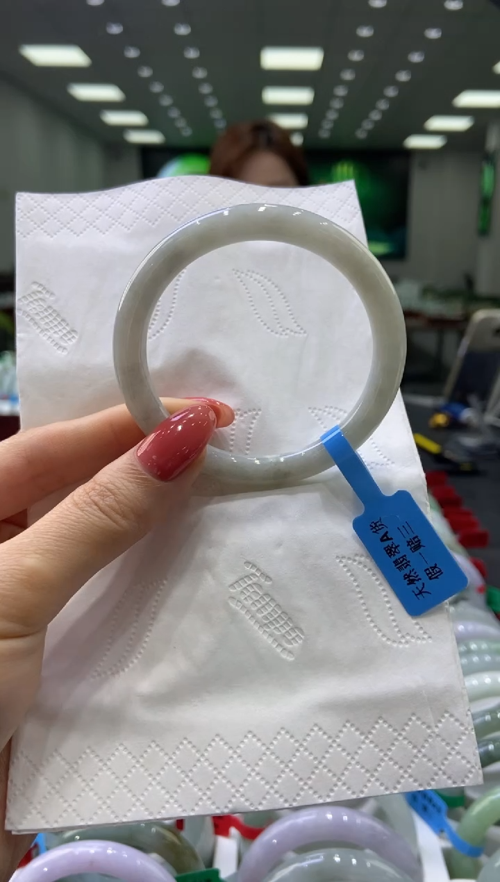 未镶嵌手镯翡翠0055602