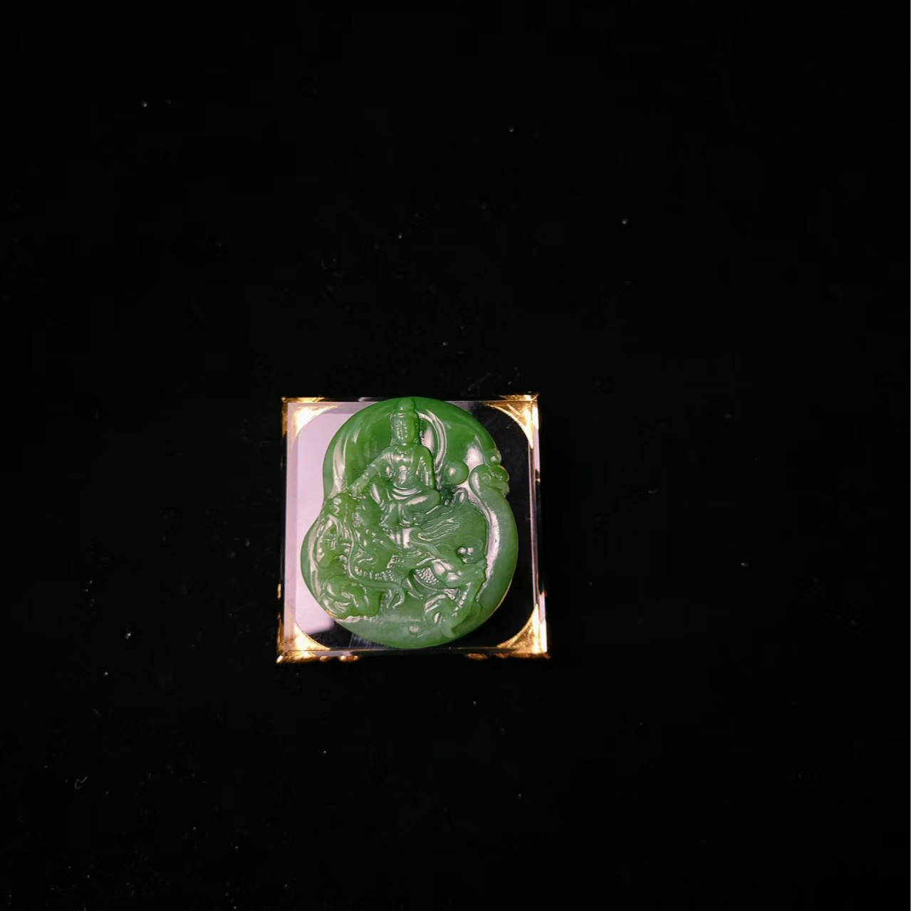 和田玉-----碧玉观音吊坠2082