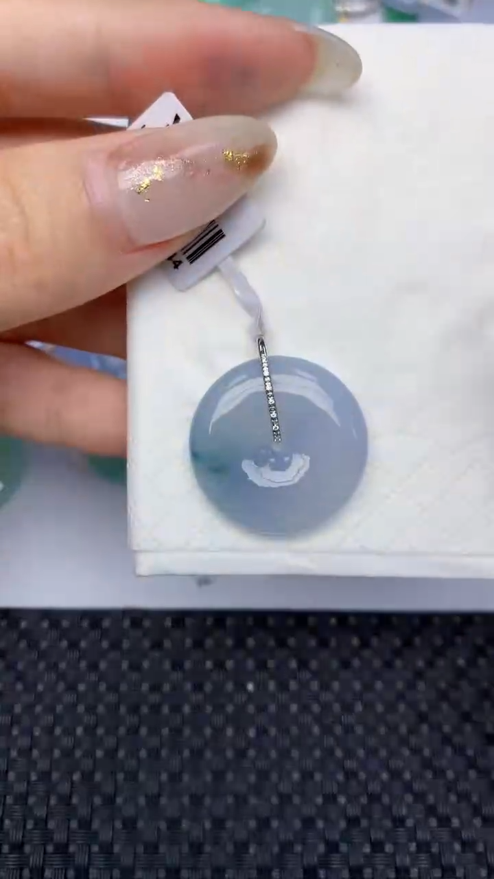 颈饰18K金镶嵌翡翠天然缅甸翡翠a货百元以上9元证书费自理