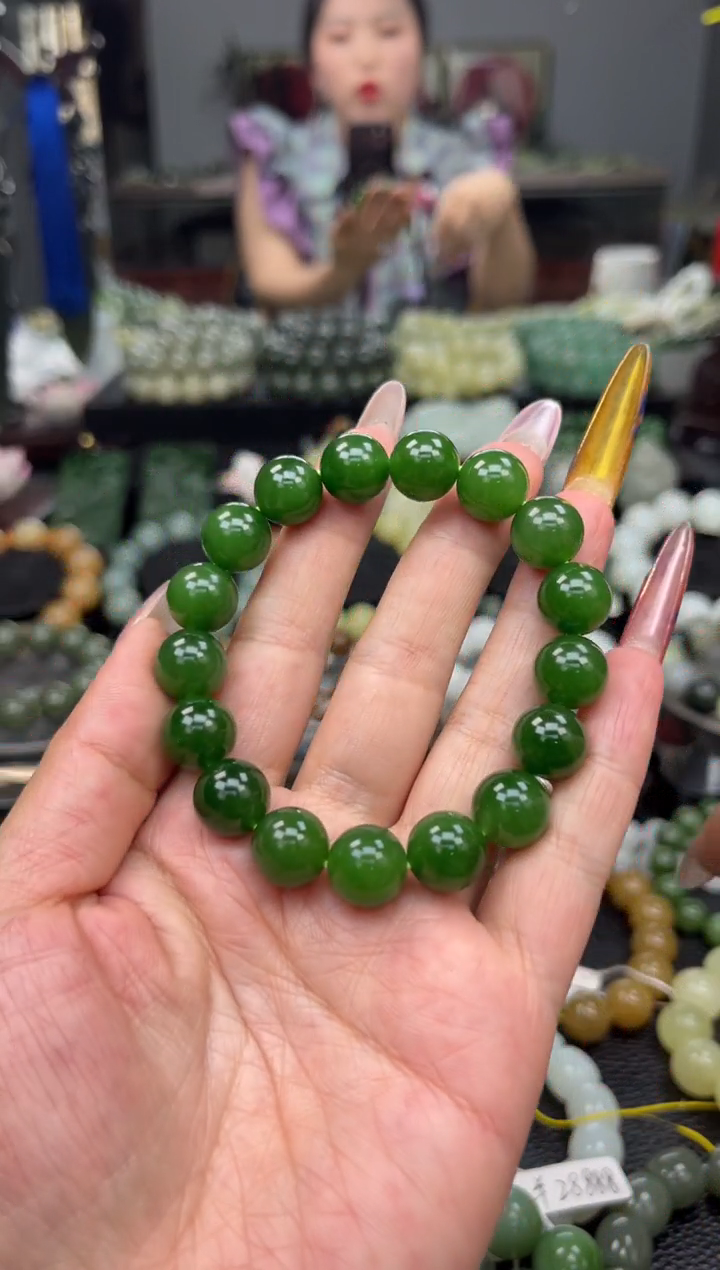 手链未镶嵌和田玉俄罗斯辣阳绿碧玉卡12