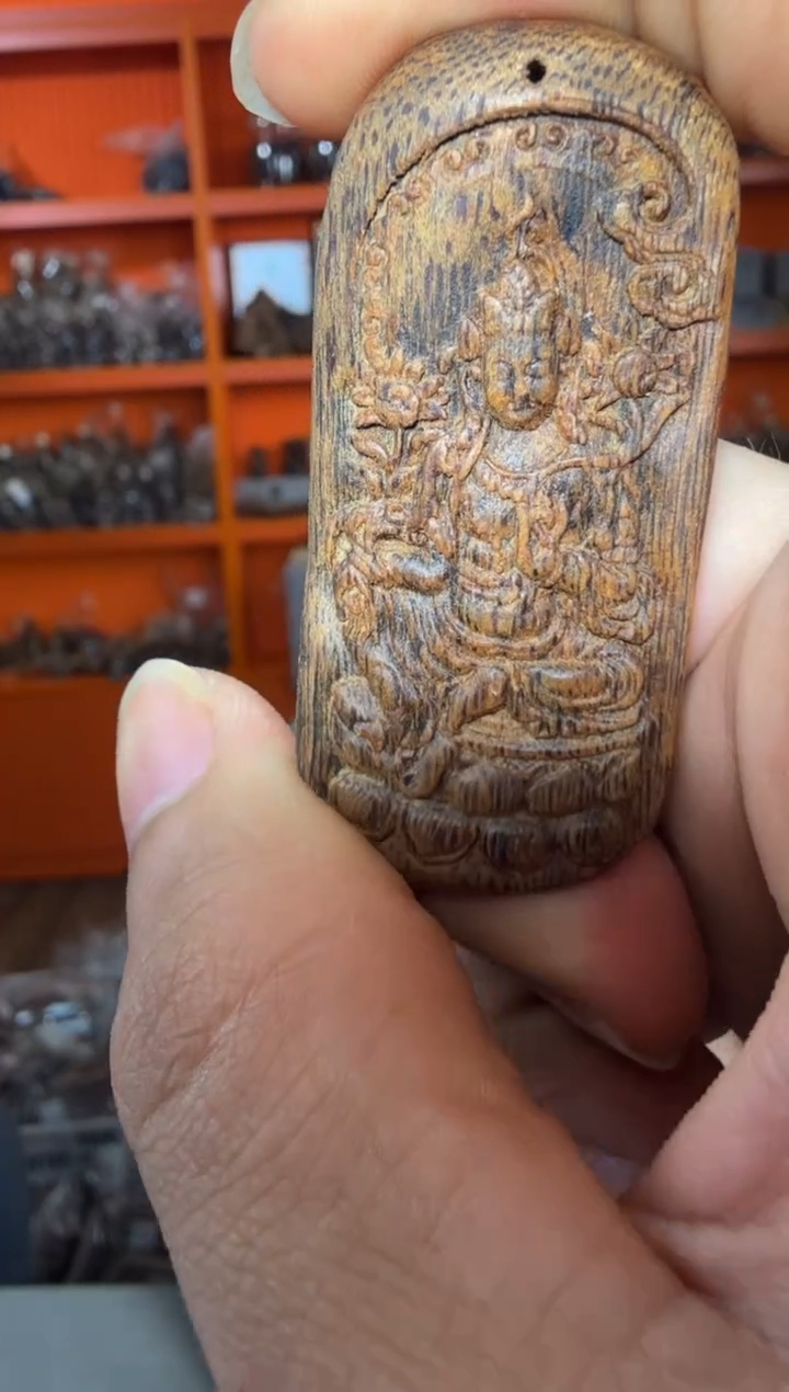 吊坠沉香115号14克多样性发