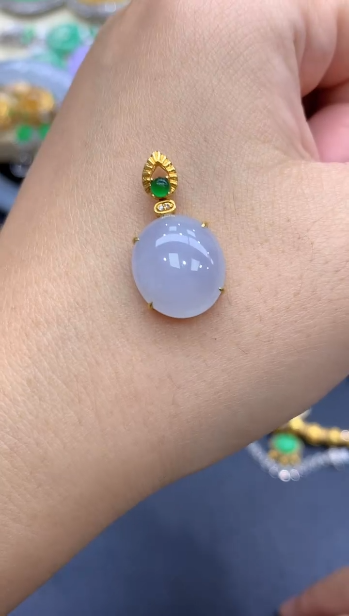 颈饰18K金镶嵌翡翠190-中国好珍宝