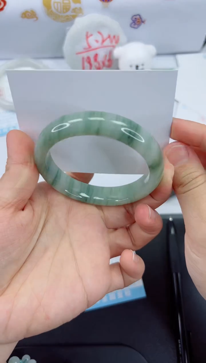 【闪购商品】石英质玉手镯未镶嵌333-58.9