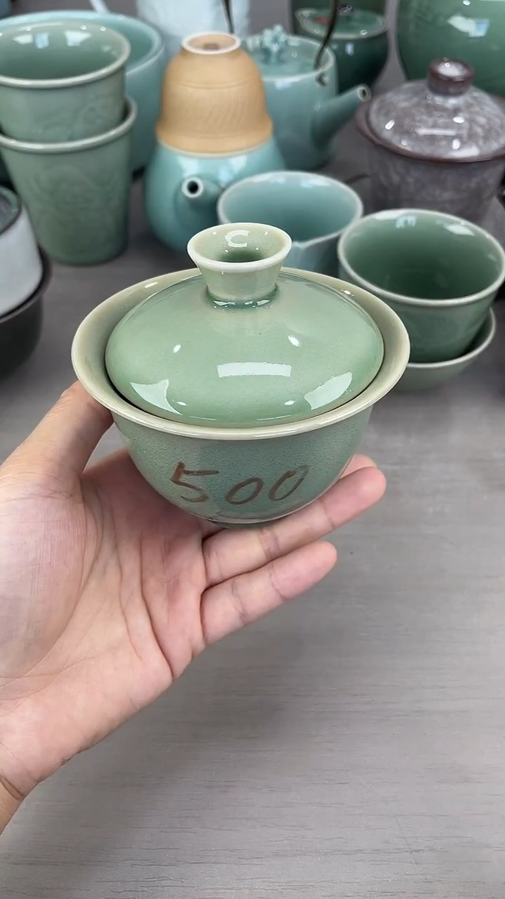 青瓷仓储福利清仓