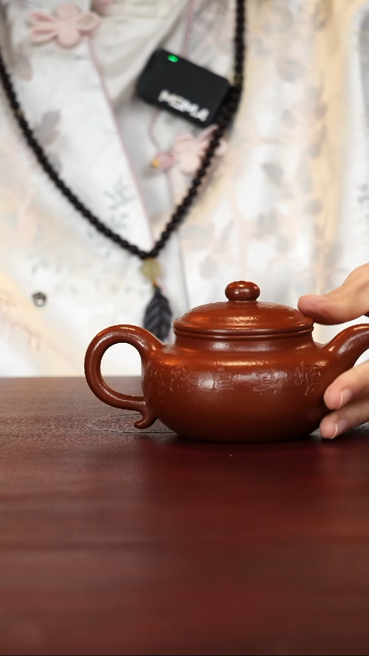 茶壶紫砂何华林--手工--仿古