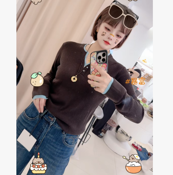 秋季拼接领口纽扣剪刀领假两件套头针织衫