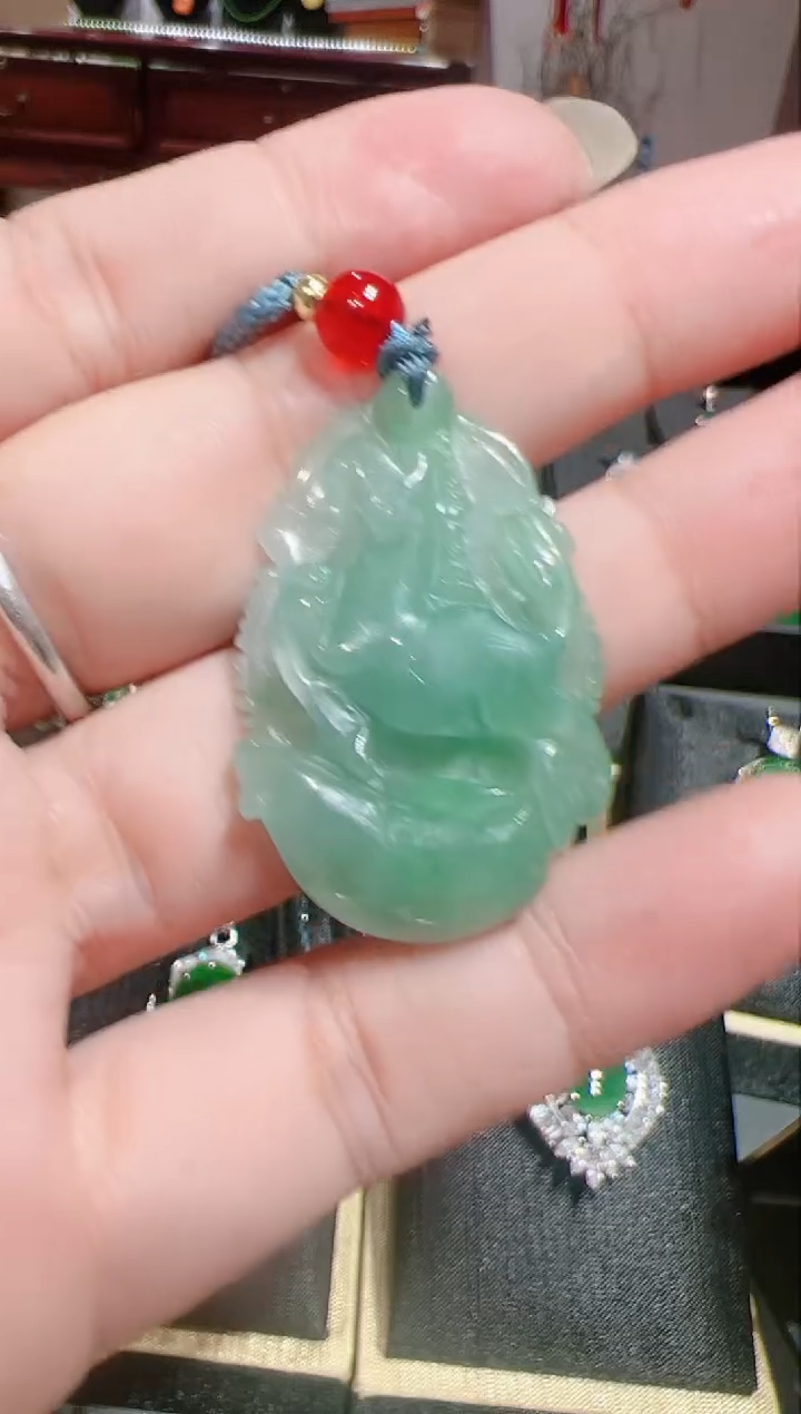 【闪购商品】翡翠颈饰未镶嵌202522406