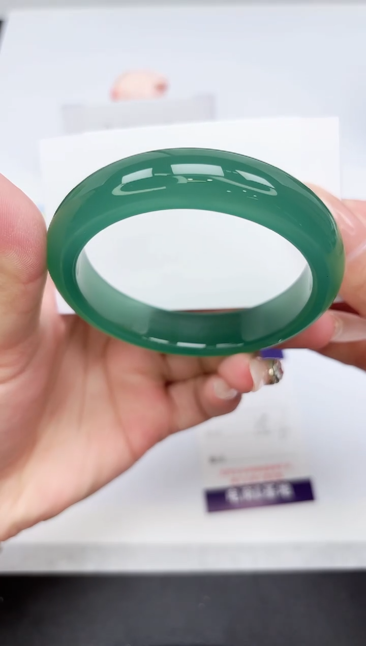 石英质玉手镯未镶嵌60-58.6