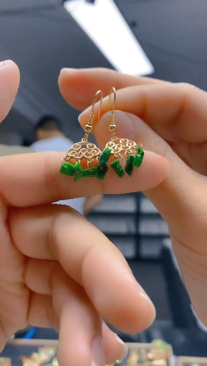 【闪购商品】翡翠耳饰合金075翡翠耳钩