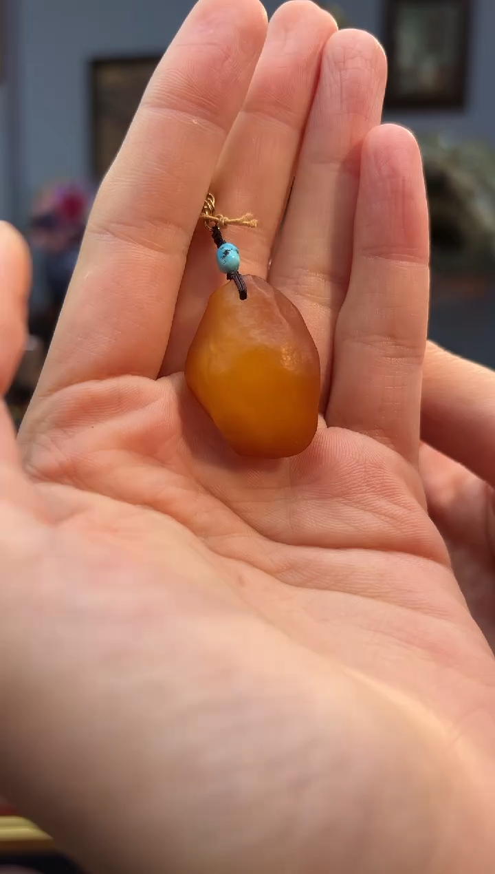 琥珀颈饰未镶嵌包挂