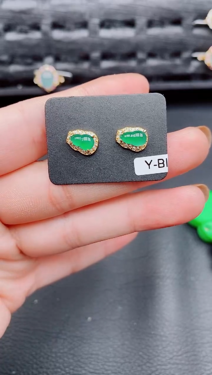 【闪购商品】翡翠耳饰银S925镶嵌天然a货翡翠596