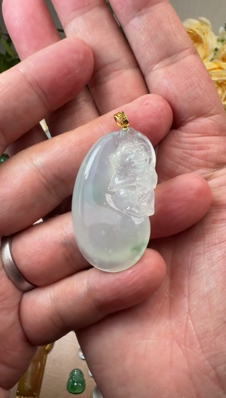 定制翡翠18K金镶嵌缅甸A货翡翠38.8*25.2*7.8