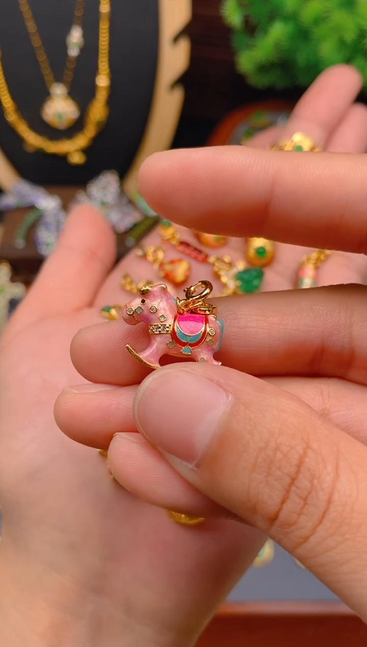 【闪购商品】翡翠吊坠(不含链)银S925镶嵌粉色木马