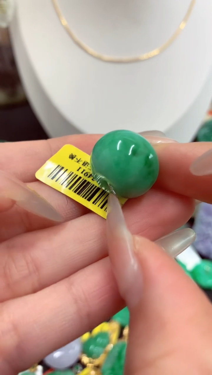 翡翠未镶嵌吊坠(不含链)挂件