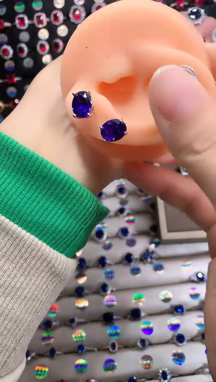 【闪购商品】水晶耳饰银S925镶嵌银色高温优化/合成处理