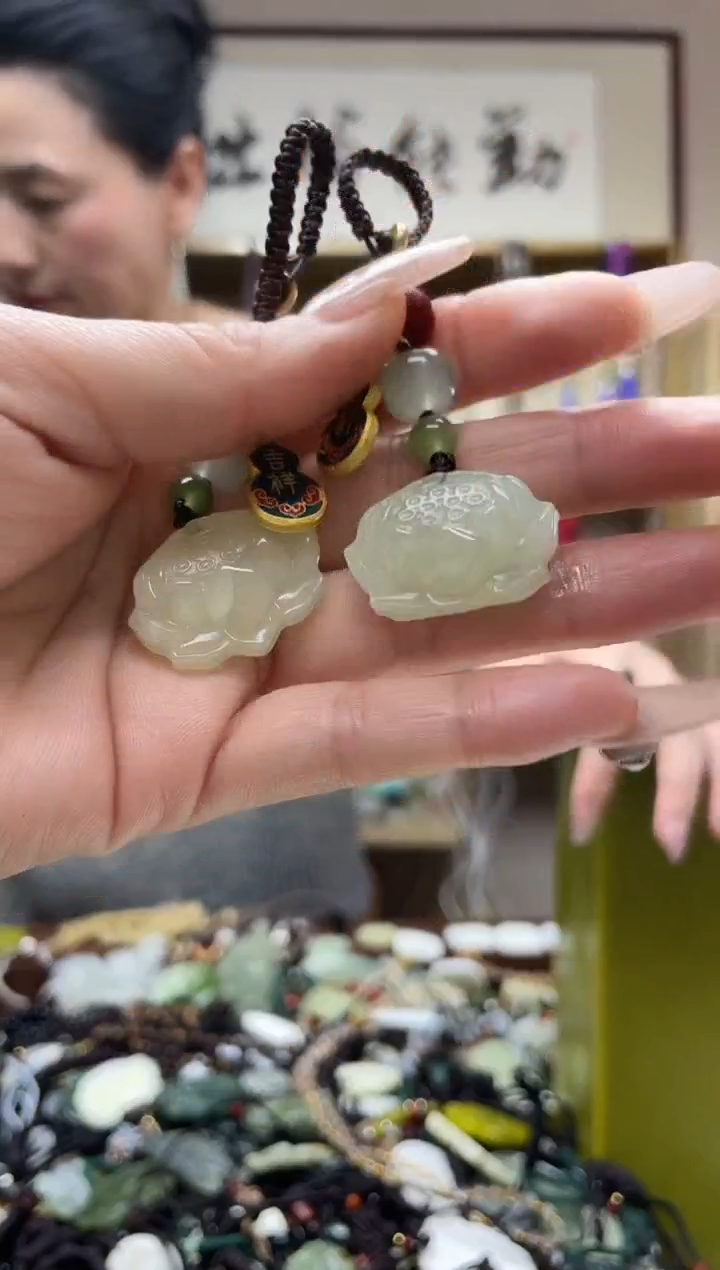 未镶嵌岫玉吊坠多样性发货拍一发一