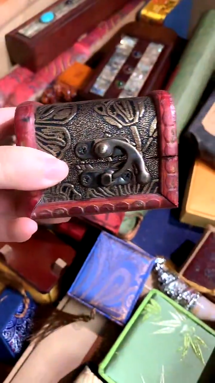 【闪购商品】香榧木德诚精品专属摆件