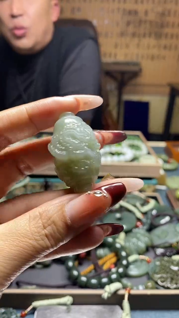颈饰未镶嵌和田玉拍一发一