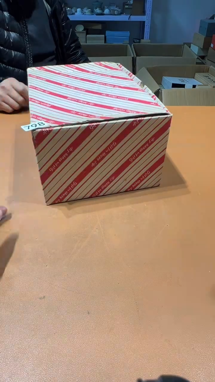 摆件朵**胆阿达西日瓷摆件798