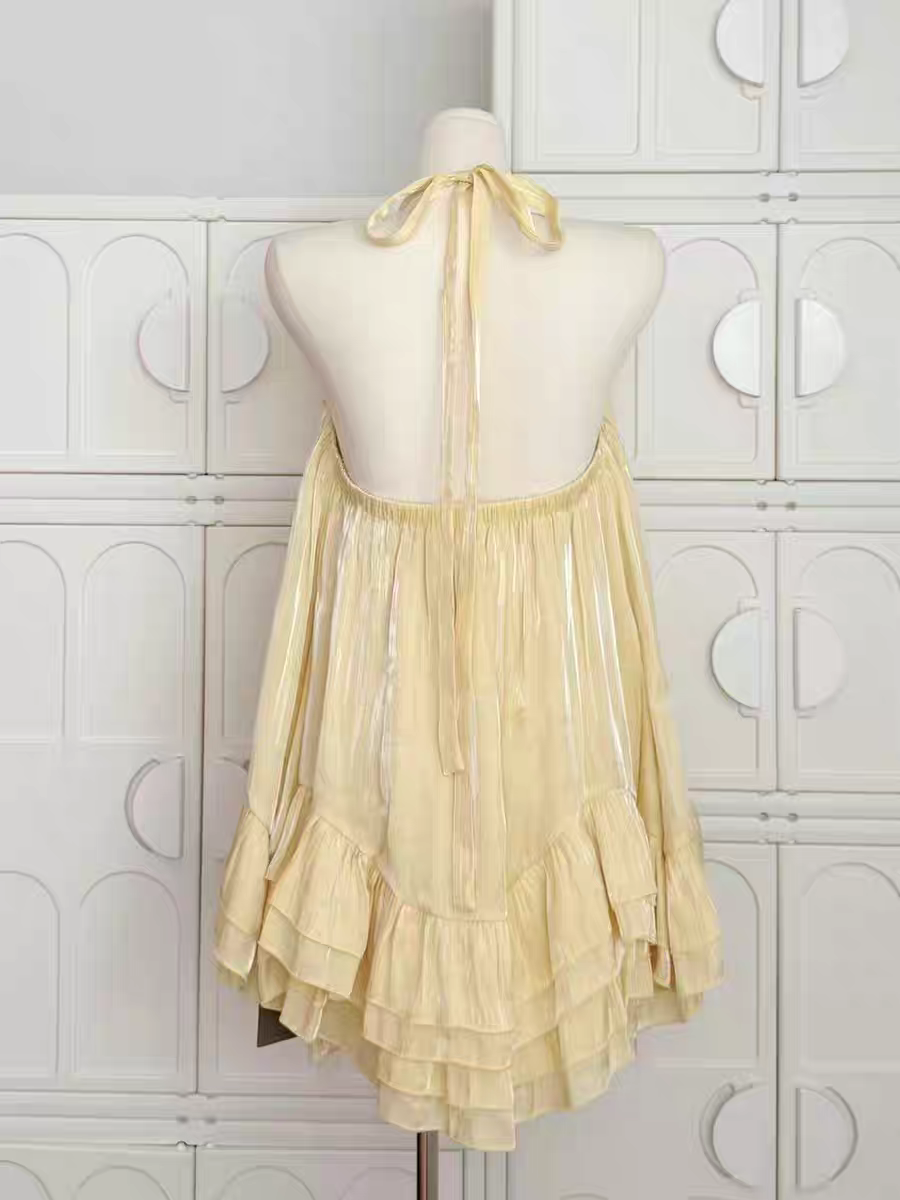 浅黄色甜心裙时尚甜美减龄V领挂脖连衣裙不规则双层蛋糕裙娃娃裙