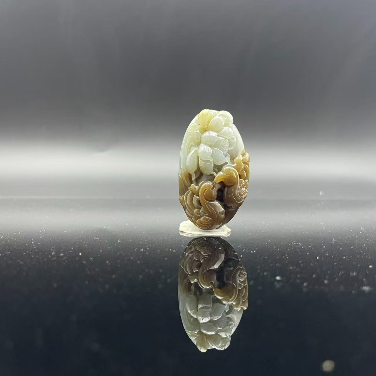 且末蓝带糖比翼双飞吊坠