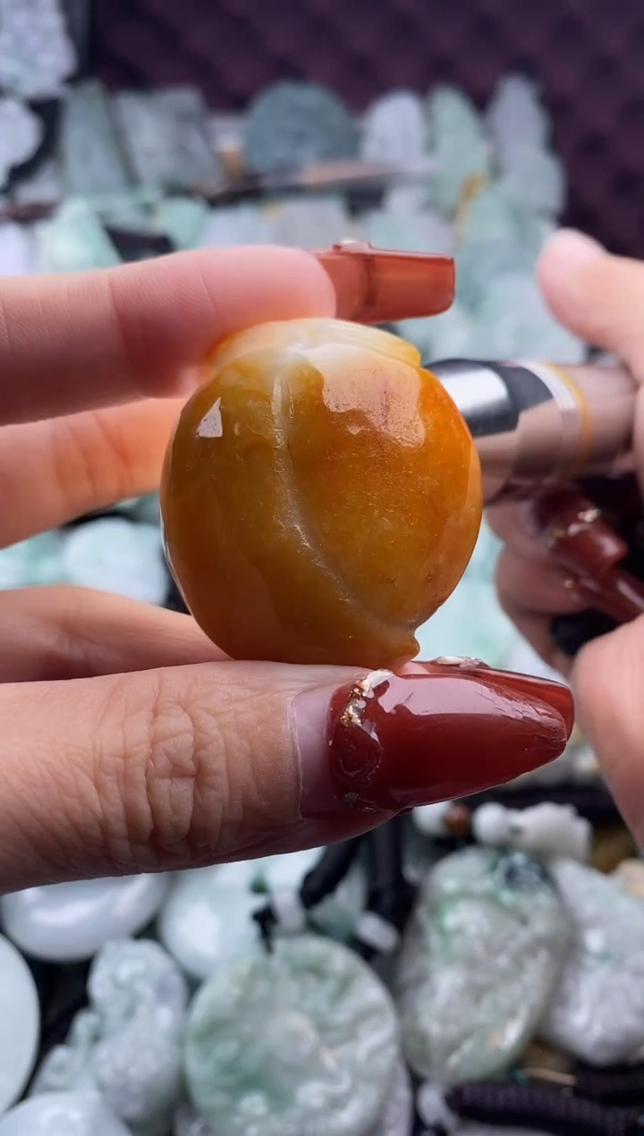 【闪购商品】翡翠吊坠(不含链)未镶嵌1