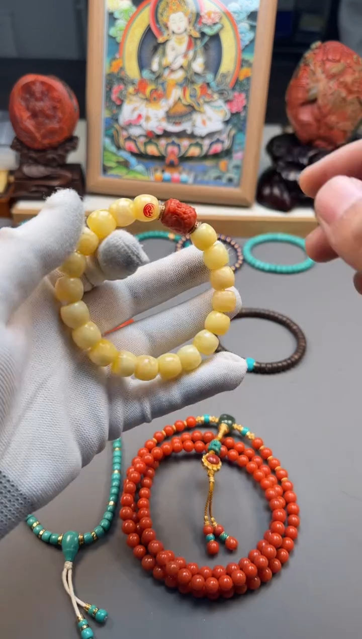 【闪购商品】蜜蜡裸石未镶嵌手串手串