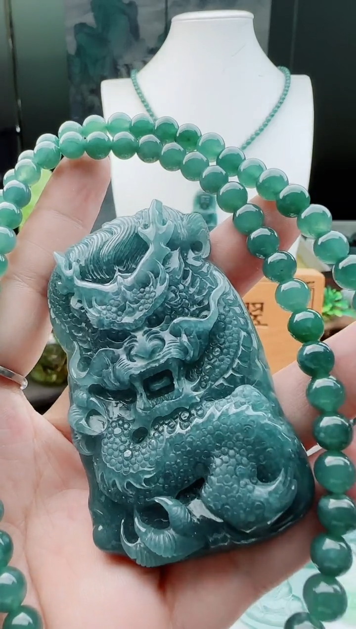 【闪购商品】翡翠颈饰未镶嵌多样性随机一件发货