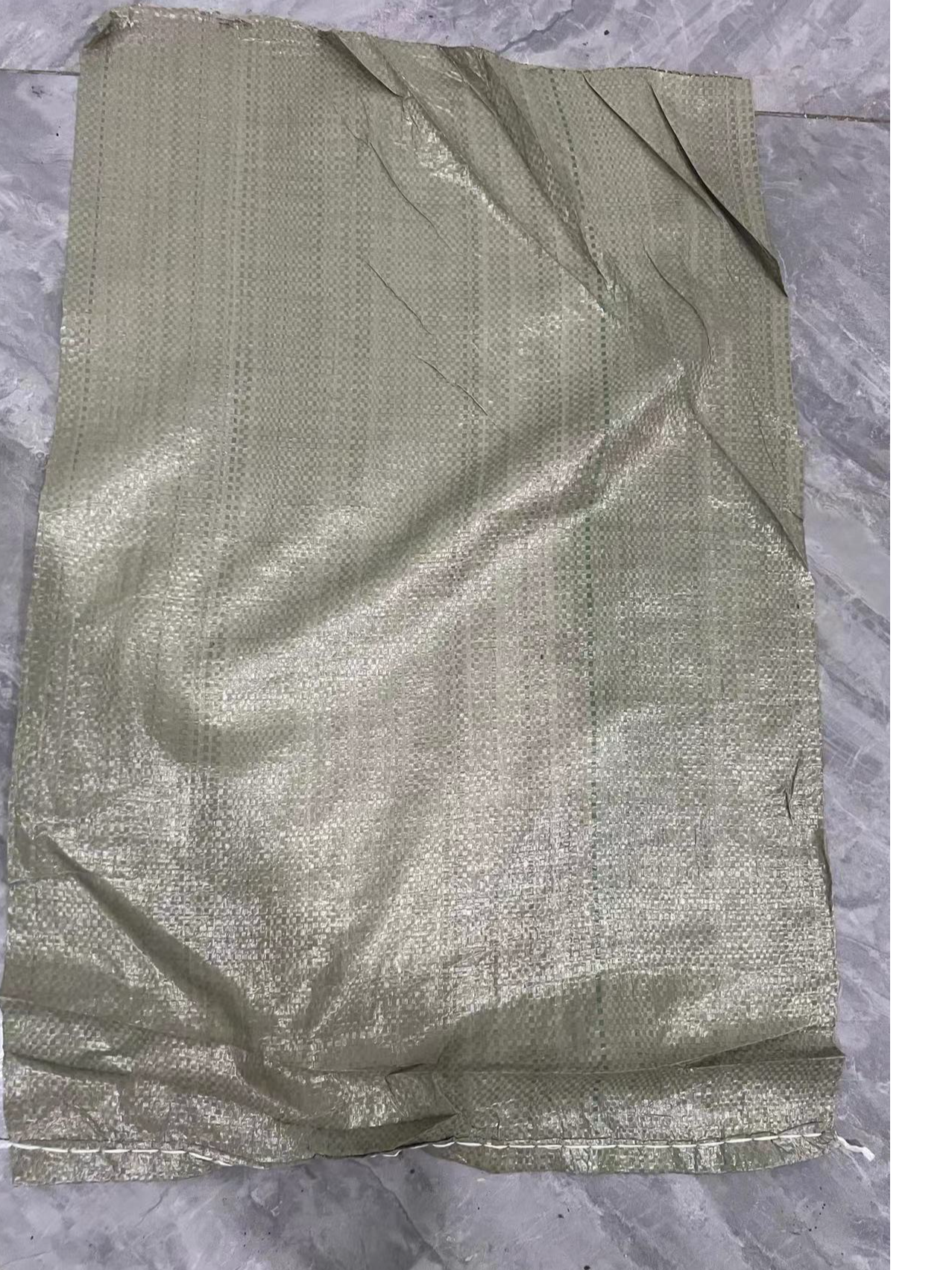 一个盒子两个袋子