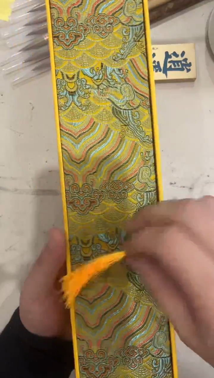 满花纯狼 配礼盒 单支