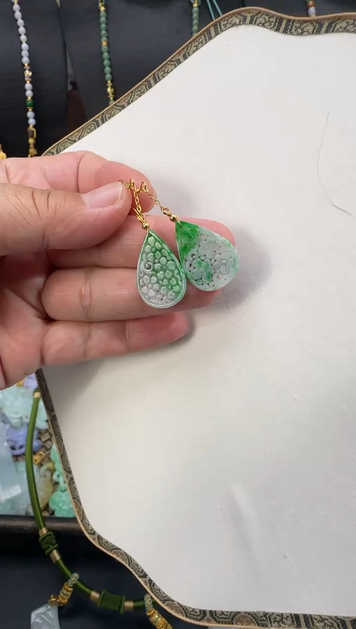 【闪购商品】翡翠颈饰未镶嵌拍照