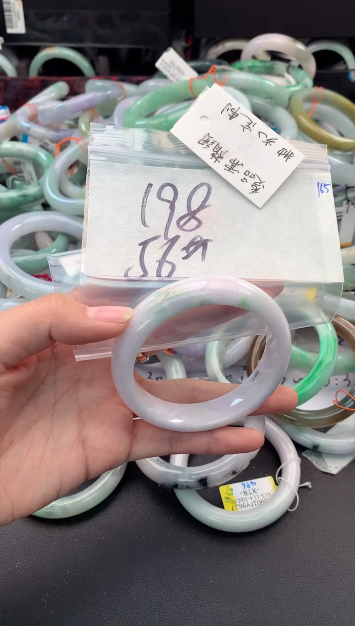 【闪购商品】定制翡翠未镶嵌毛货需精细抛光+多人