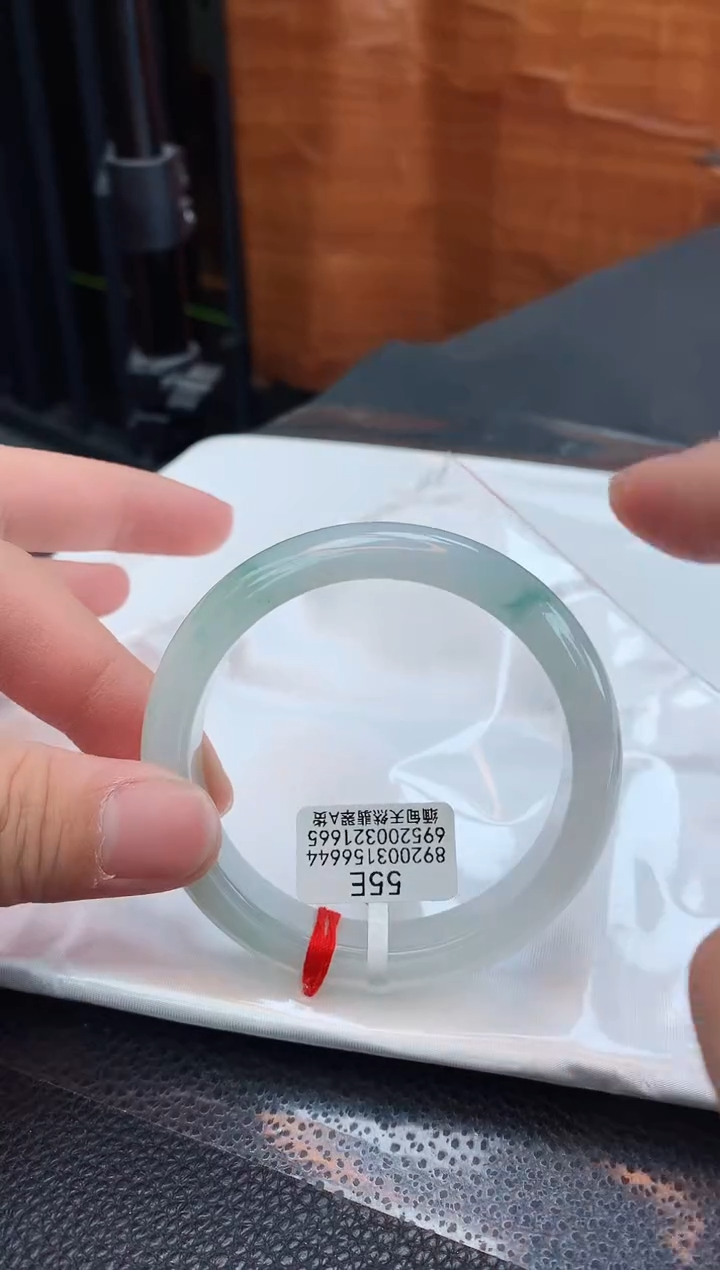 【闪购商品】翡翠手镯未镶嵌缅甸天然翡翠A货手镯