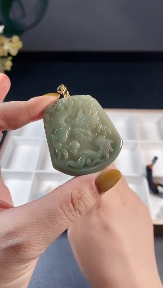 【闪购商品】翡翠颈饰未镶嵌0000000057