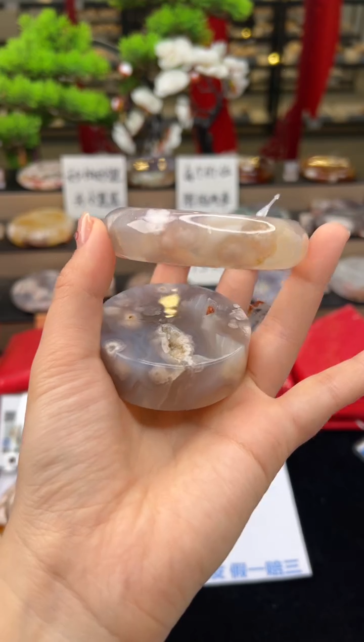 【闪购商品】石英质玉未镶嵌手镯60圈口（赠送镯心）13327