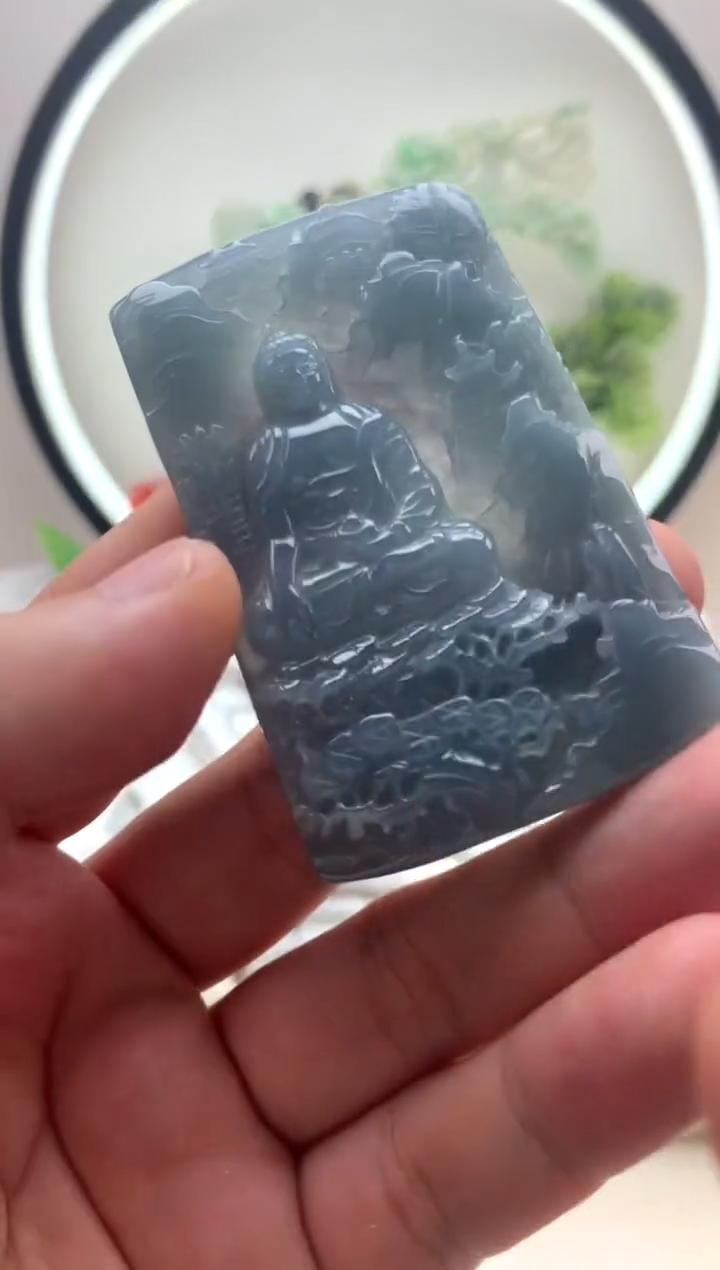 颈饰未镶嵌翡翠大日如来