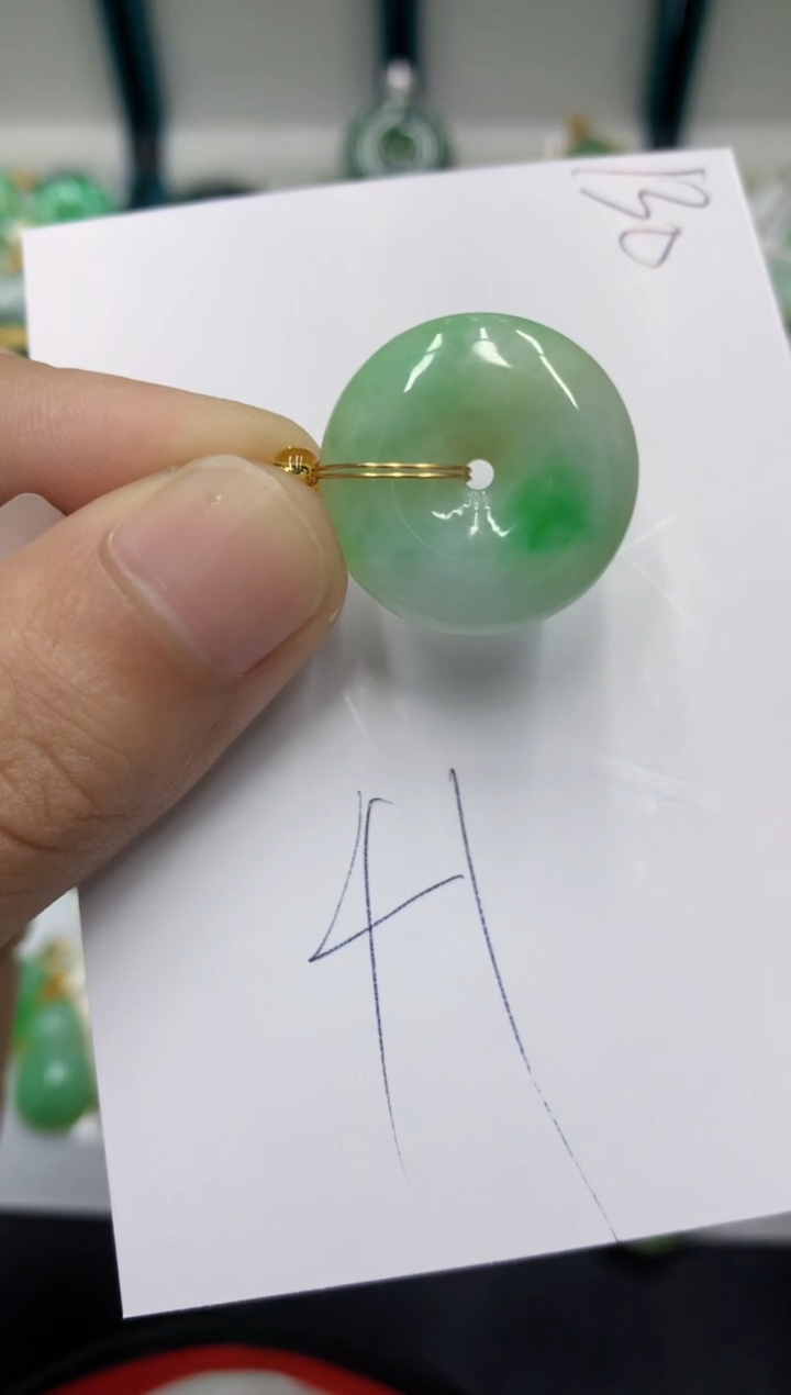 【闪购商品】翡翠颈饰未镶嵌翡翠