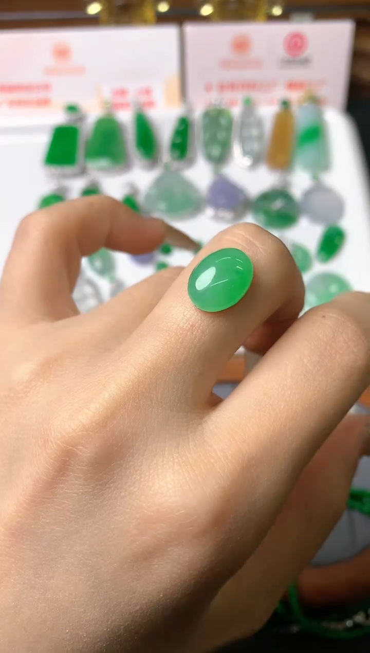 【闪购商品】定制翡翠未镶嵌裸石（镶嵌定制）