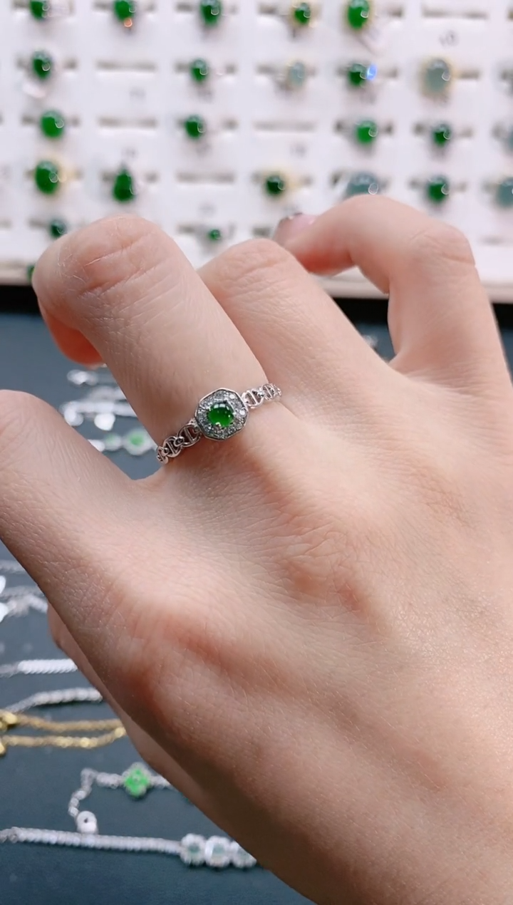 【闪购商品】翡翠戒指银S925镶嵌天然翡翠