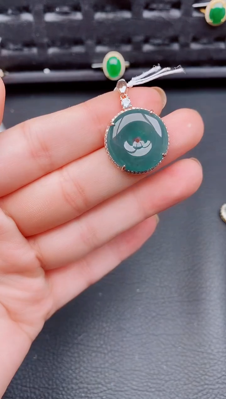 【闪购商品】翡翠颈饰银S925镶嵌天然a货翡翠715