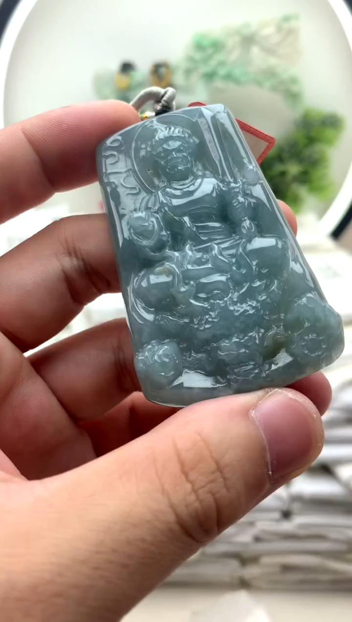 颈饰未镶嵌翡翠不动明王