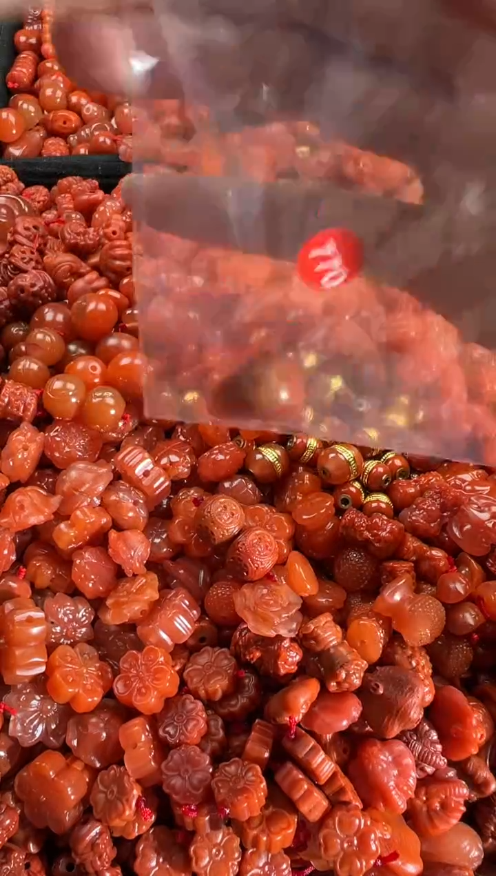 【闪购商品】南红玛瑙颈饰未镶嵌1