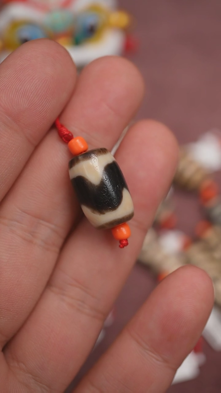 【闪购商品】玛瑙/玉髓颈饰未镶嵌牙牙蚀花玛瑙珠定制编绳