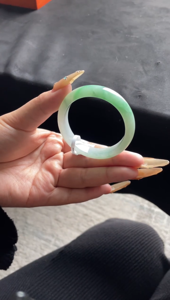 未镶嵌手镯翡翠三天鉴赏期