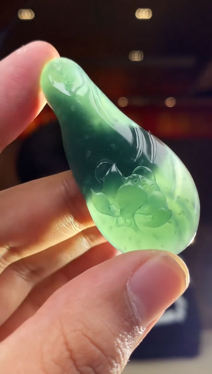 【闪购商品】定制翡翠未镶嵌             *94