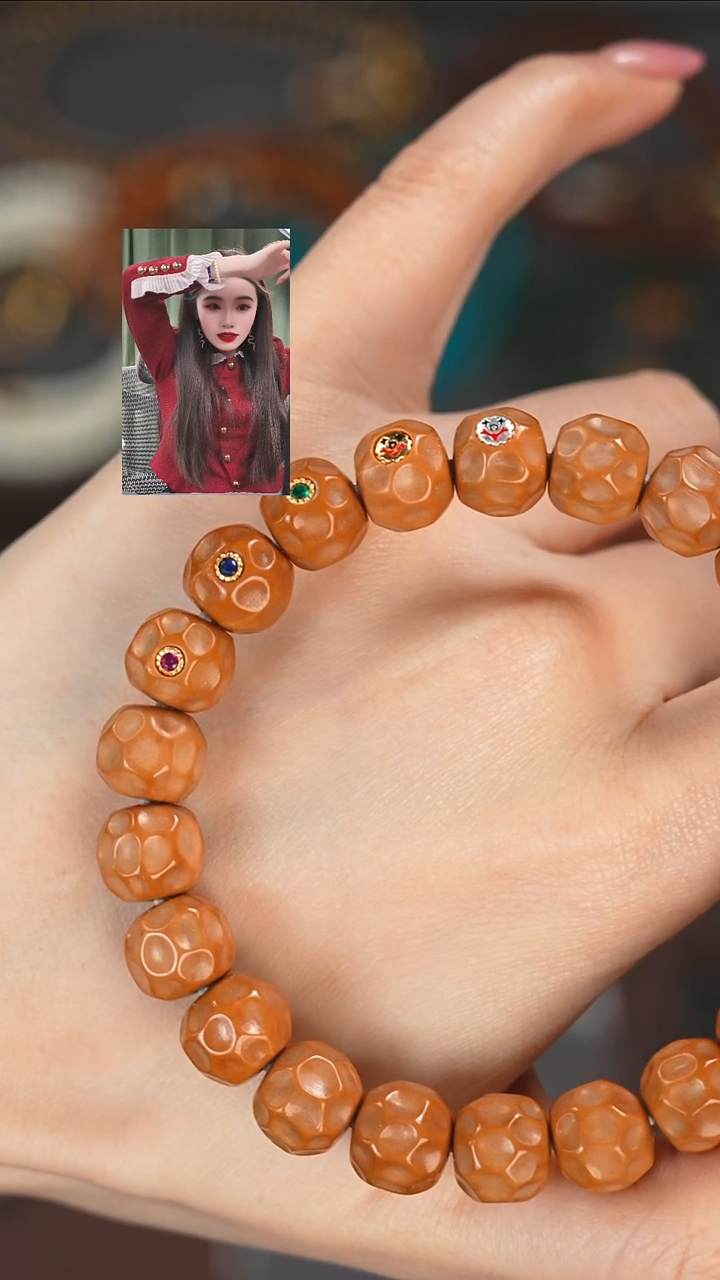 【闪购商品】猴头核桃手串11111111111